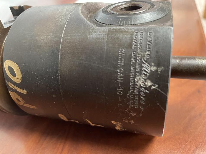 Used USED-DEVLIEG MICROBORE GAH-10-062 ADJUSTABLE BORING HEAD WITH 5/8" BORING BAR