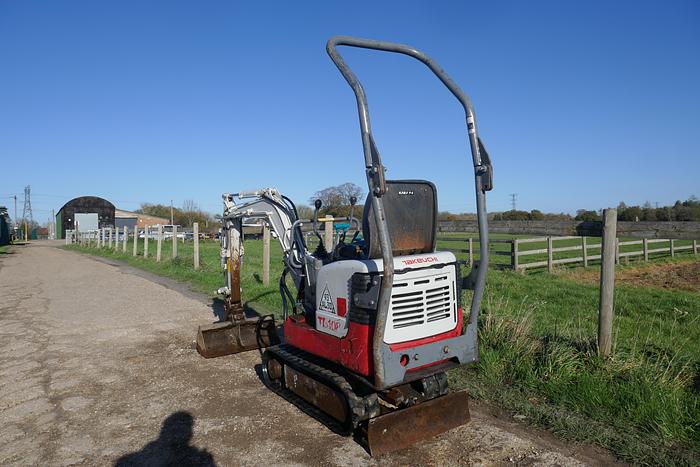 Used 2015 TAKEUCHI TB108