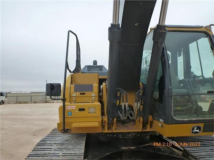 Used 2018 Deere 210G LC