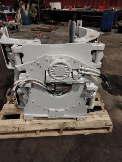 Used 51" CASCADE 60G-RCF-164 ROLL CLAMP