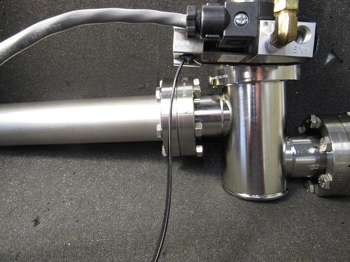 Used LEYBOLD INFICON TRANSPECTOR 100 AMU H100M W/MDC IV-150-P-OPT3 VALVE