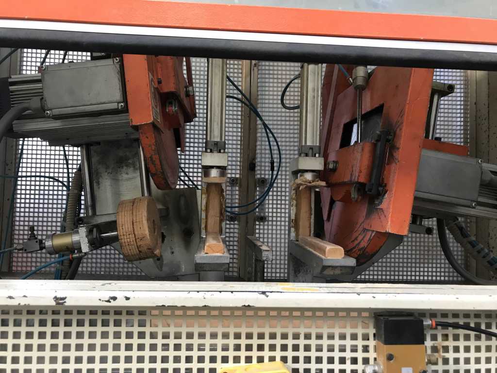 Usato Troncatrice per elementi, doppia, inclinabile