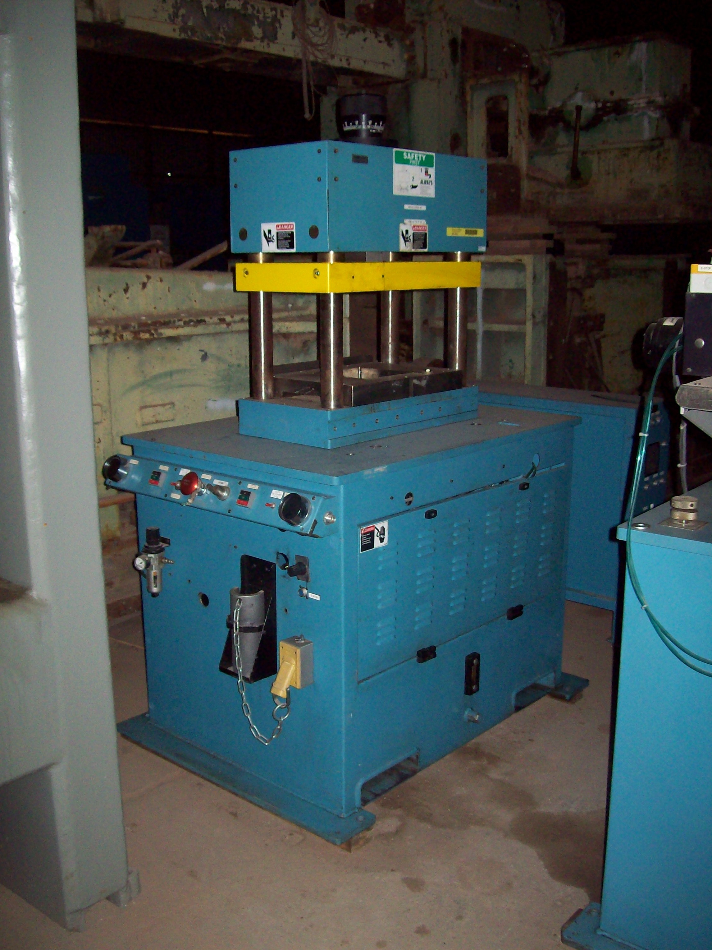 Used 20 Ton PRECO Model 1420-L 4-Post Down Acting Hydraulic Press