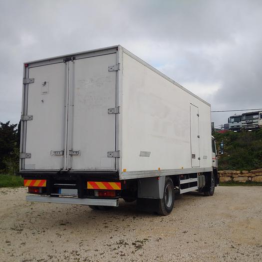 Usado 1995 VOLVO FL615 210 refrigerated