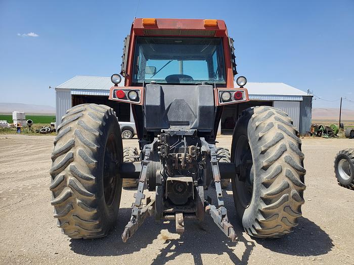 Used 1982 International 5488 Tractor