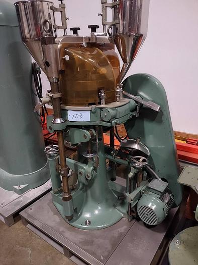 Used Manesty BB3B 27 Station Press