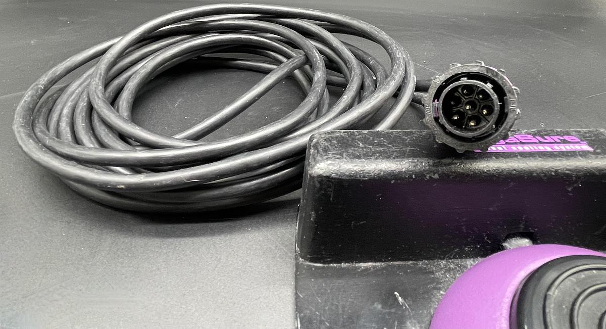 Used Covidien LS0300 LigaSure Tissue Fusion Footswitch, Purple