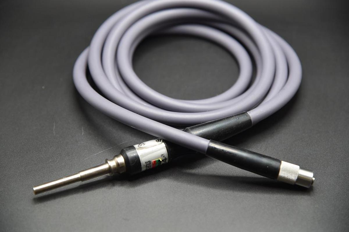 Used Spectrum Light cable