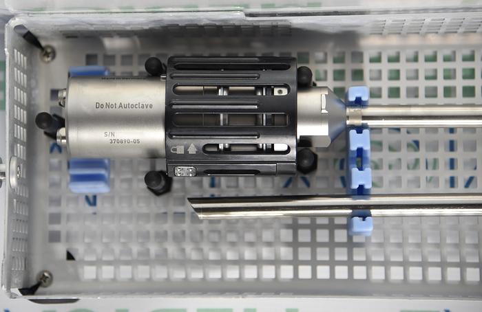 Used INTUITIVE SURGICAL DAVINCI 370891-04 & 370890-05, 12mm 0° & 30° DEGREE ENDOSCOPES