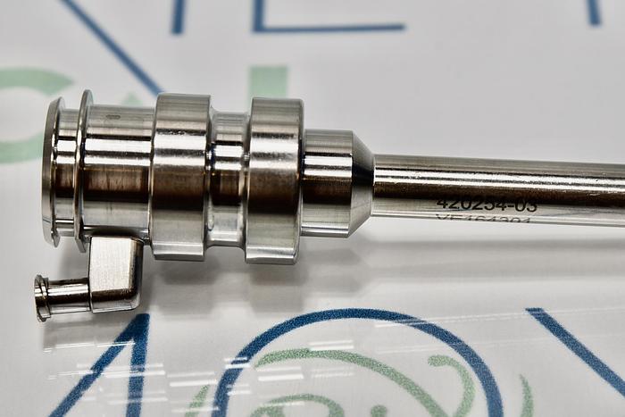 Used DaVinci Intuitive Regular Cannula, 8mm, 420254-03