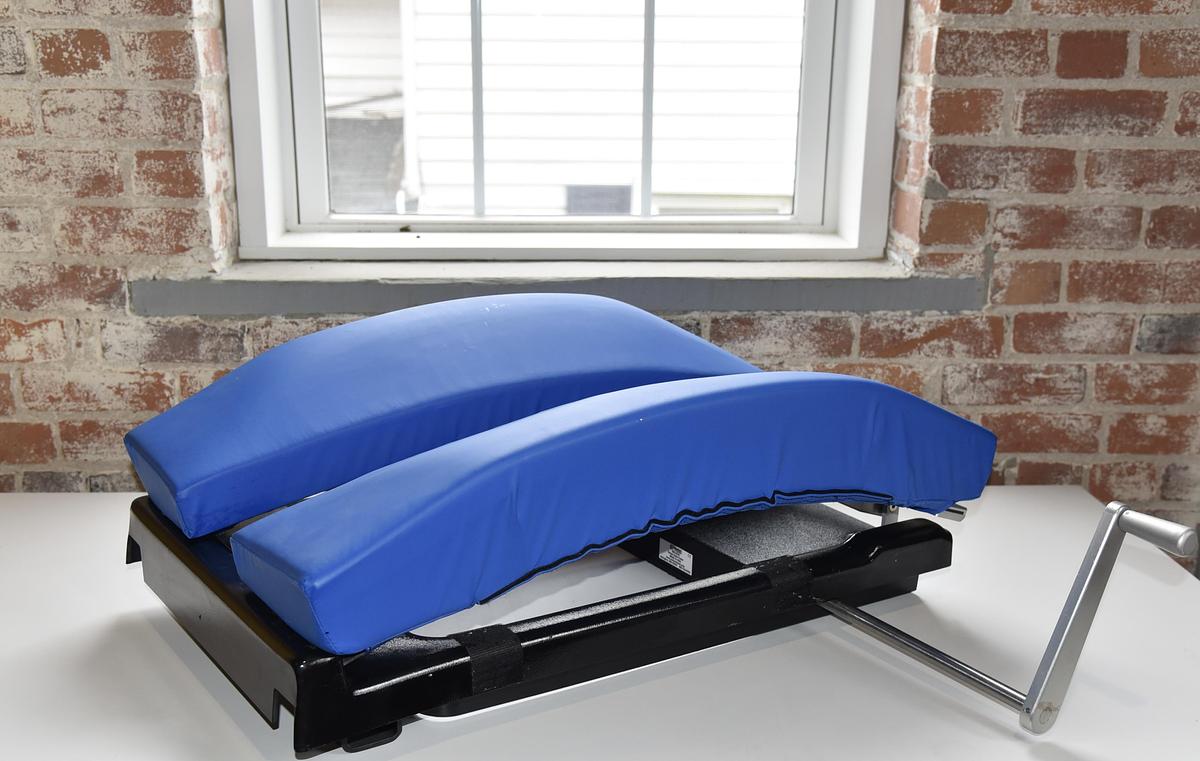 Used SCHURE SPINE FRAME by David Scott Company Reference 800-0235