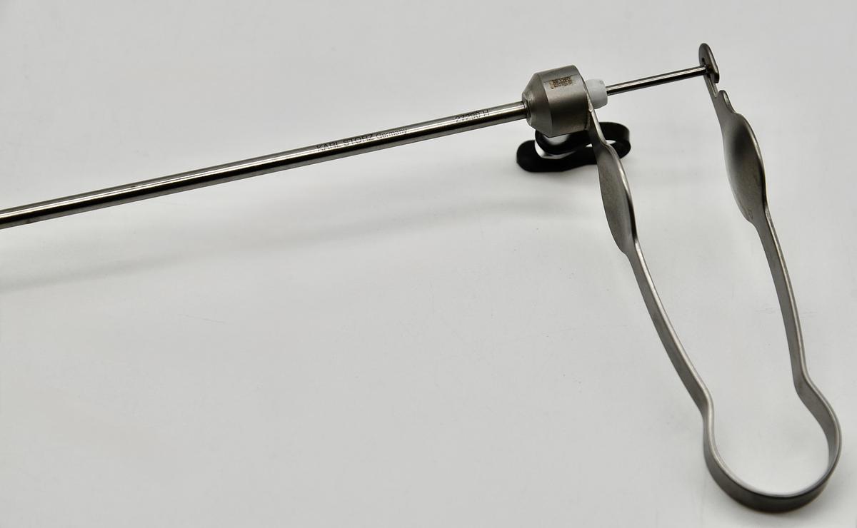 Used Karl Storz 27290H Retractable, 3 Prong, Stone Grasping Forceps, 10.5FR