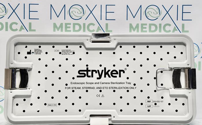 Used Stryker 1588 HD Camera Head 1588-210-105 with Integrated Coupler 1588-020-122 and Light Cable 233-050-064