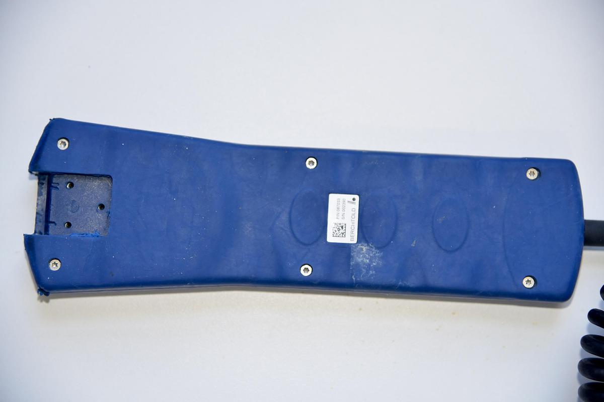 Used Berchtold D830/D850 Surgical Table Hand Control Pendant 087033