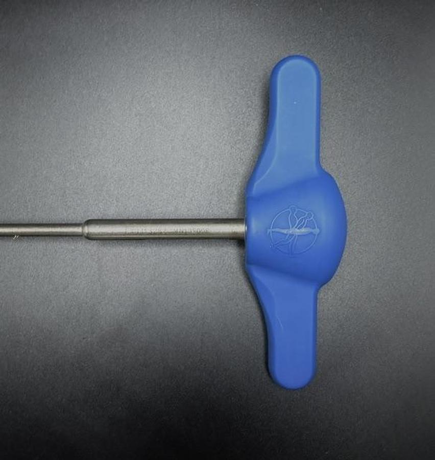 Used MEDTRONIC SOFAMOR DANEK EX0313282 Orthopaedic Implant Driver
