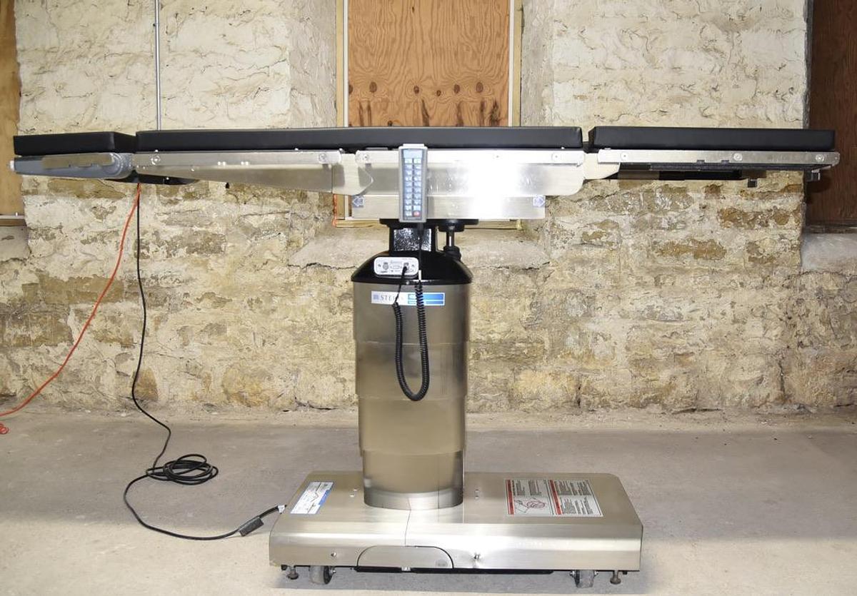 Refurbished Steris 4085 Surgical Table with New Pads & Hand Control