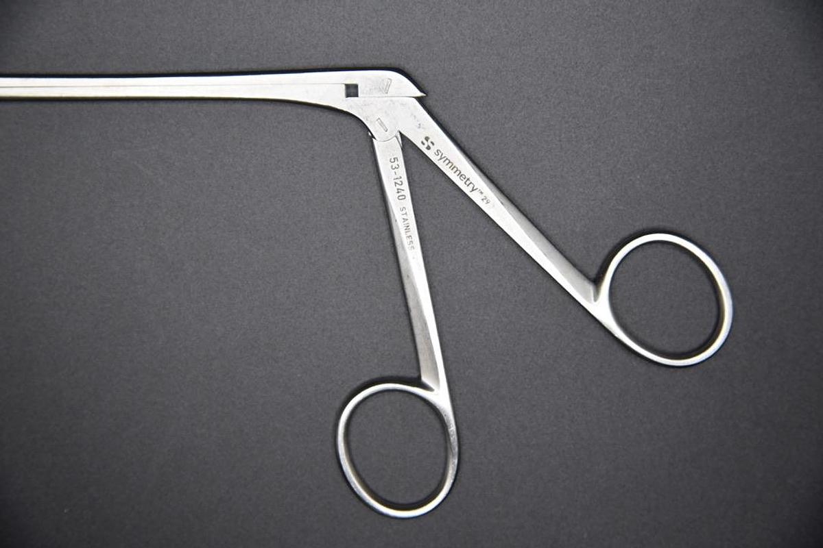 Used Symmetry 53-1240 Spurling Rongeur, Straight, 7”