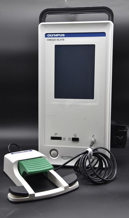 Used OLYMPUS DIEGO ELITE MULTIDEBRIDER SYSTEM POWER CONSOLE MDCONS100, ANGLED HANDPIECE MDHP100A AND OLYMPUS MDFS100 FOOTSWITCH