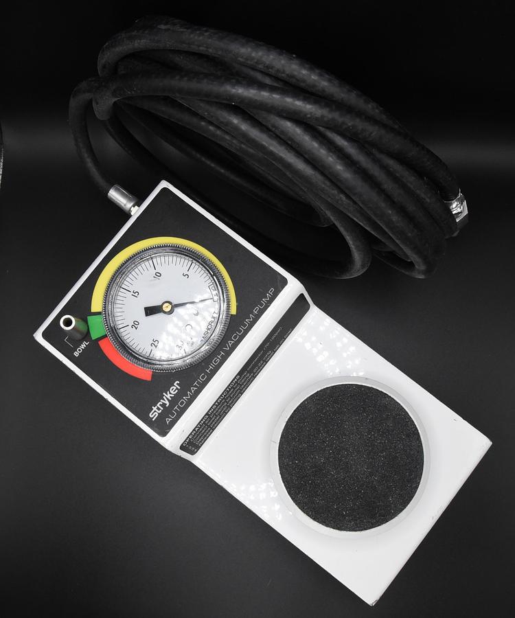 Used STRYKER 0206-500-000 Automatic High Vacuum Foot Pump