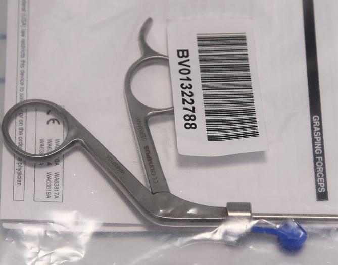 Olympus WA63810A Grasping forceps, toothed with lumen, 3.25 x 400mm