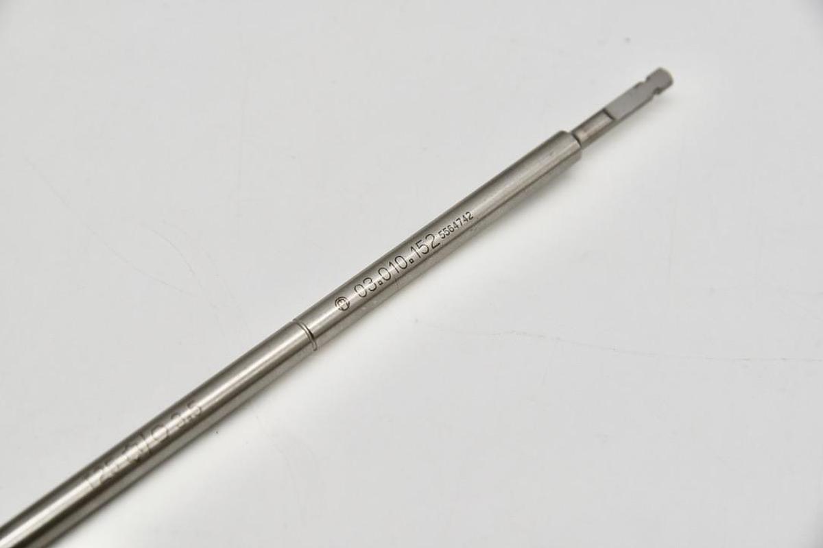 Used Synthes 03.010.152 StarDrive/ Hex Screwdriver Shaft, 3.5mm