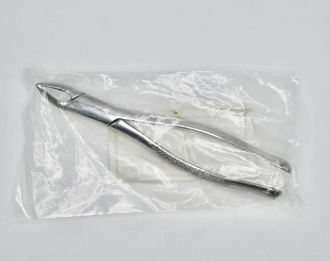Medline MDS8470151 KONIG FORCEPS, EXTRACTING, DENTAL, #151, EACH