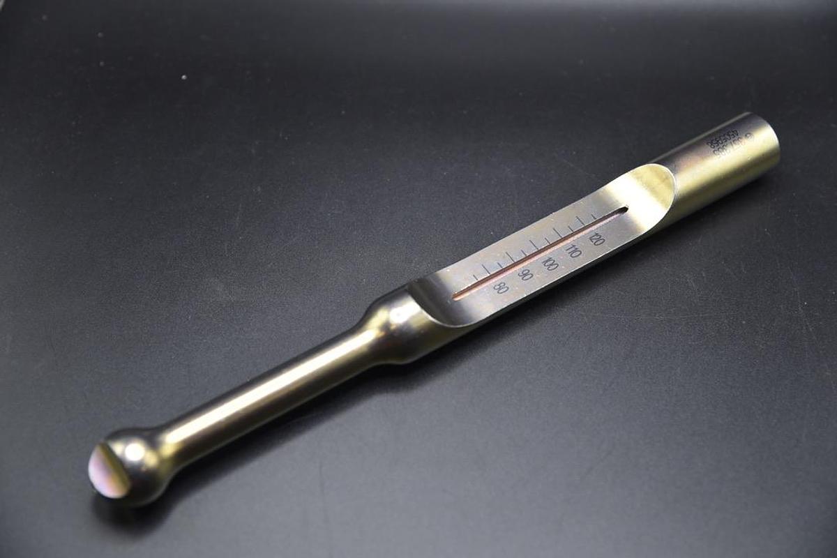 Used Synthes 357.387 4.0 mm Trocar 176 mm