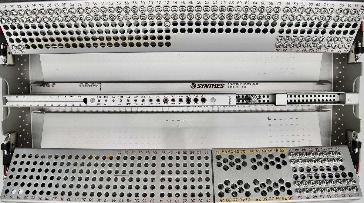 Used Synthes 115.403 LCP Locking Large Fragment Screw Set