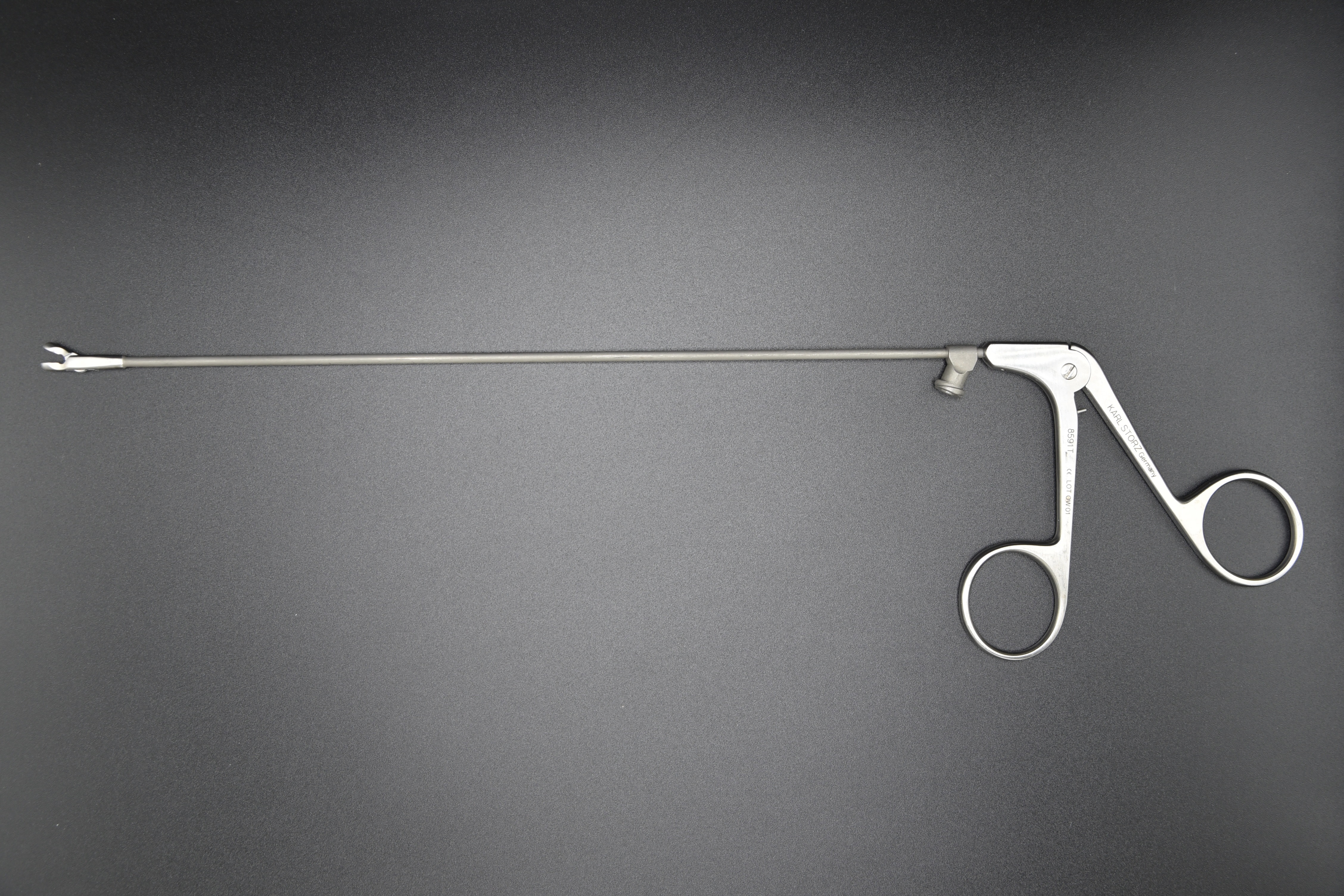 Used Karl Storz 8591T Surgical 23cm Straight Kleinsasser Round Cup Forceps