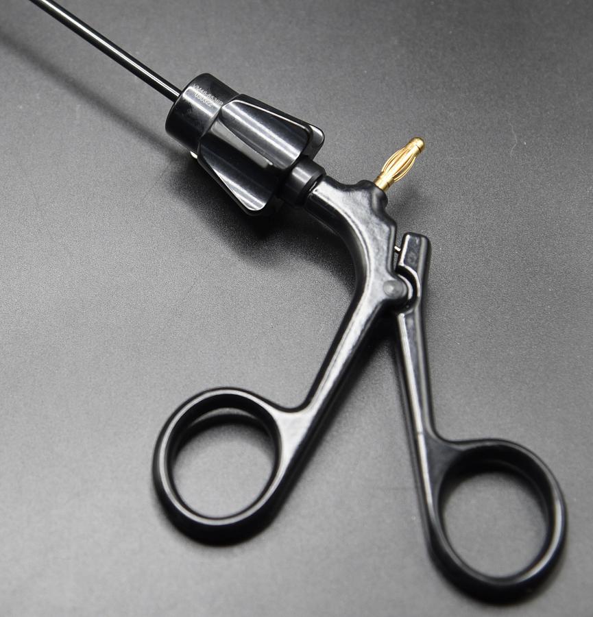 Used V. Mueller VM46-6536P Laparoscopic Grasper