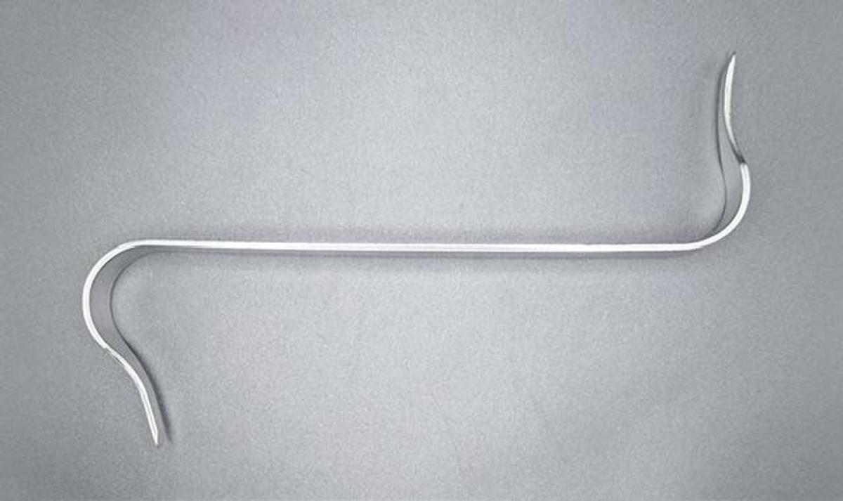 Used DEPUY ORTHOPAEDICS, INC. 2484-10-000 Retractor Narrow Tip