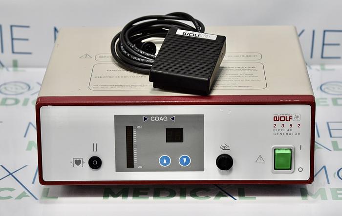 Used GYRUS ACMI G400 WORKSTATION GENERATOR WITH FOOTSWITCH 744010