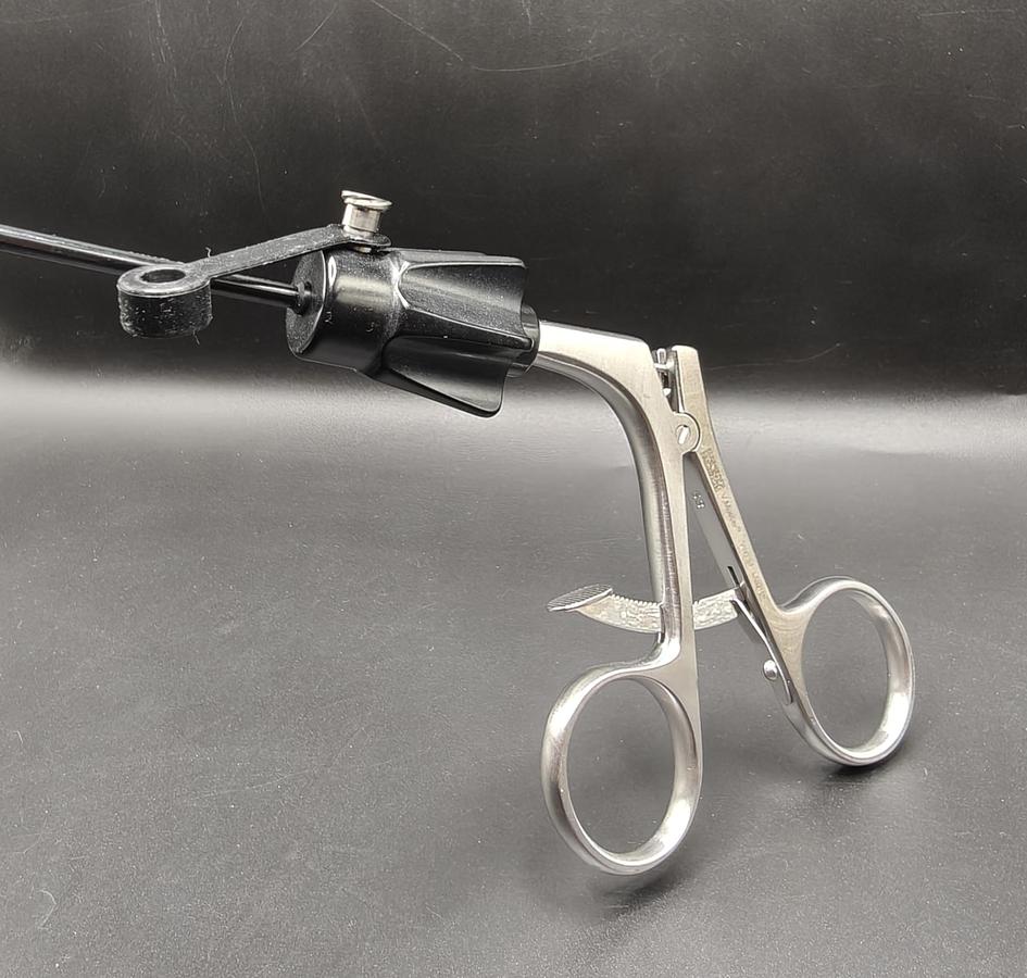 Used V. MUELLER LA8215P Dual-Cup Grasping Forceps