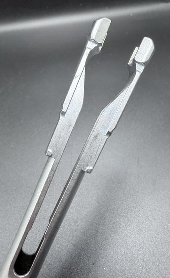 Used Medtronic Sofamor Danek 5484008 Orthopaedic Rod Reducer