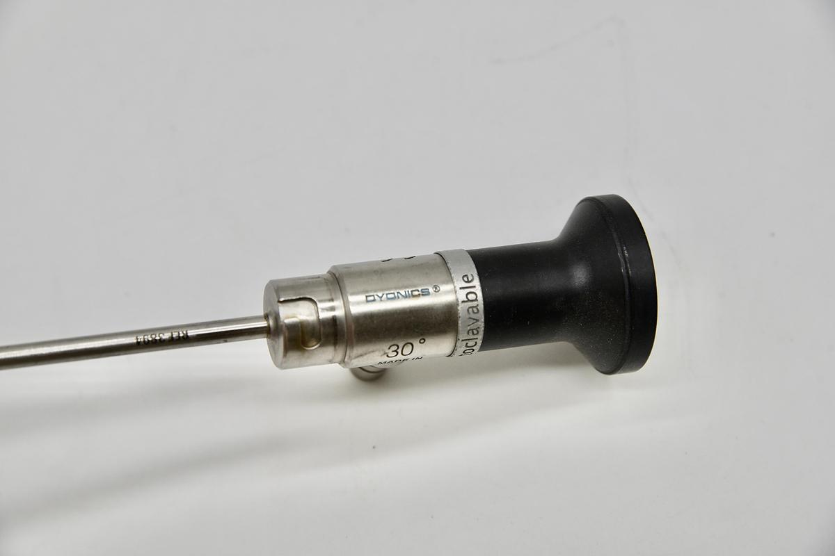 Used Dyonics 4.0mm 30° Autoclavable Arthroscope, Direct View, J-Lock, Reference 3894