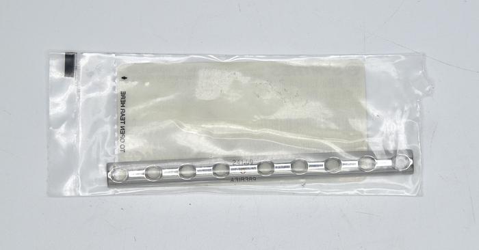 SYNTHES 241.09 ONE-THIRD TUBULAR PLATE 9 HOLES/109MM