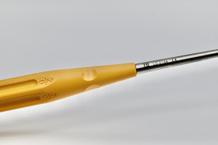 Used PHANTOM TSI LS-0145 Reverse Curette, 0 Head, 135 Deg, 142 MM Wrk/length, 346 MM, Green