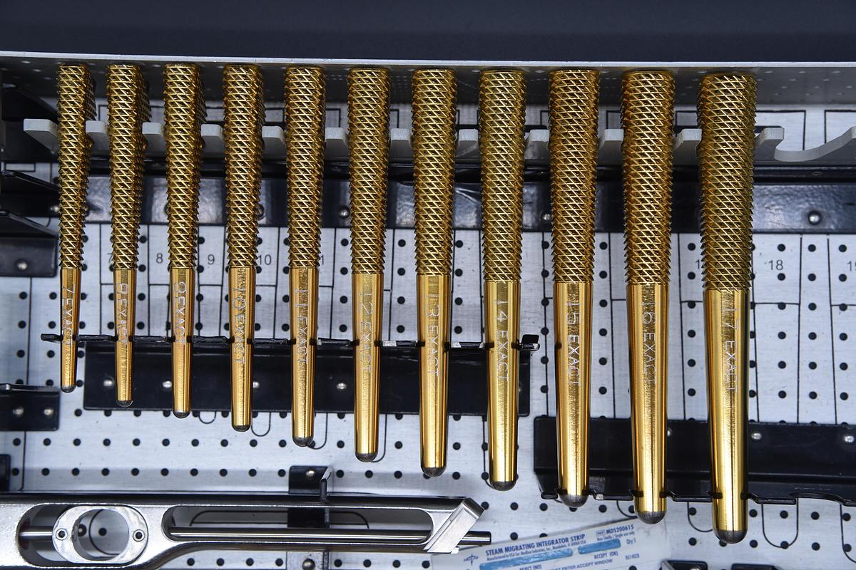 Used Biomet 595105 Exact Hip Set Alliance Broach Case Orthopedics Trauma