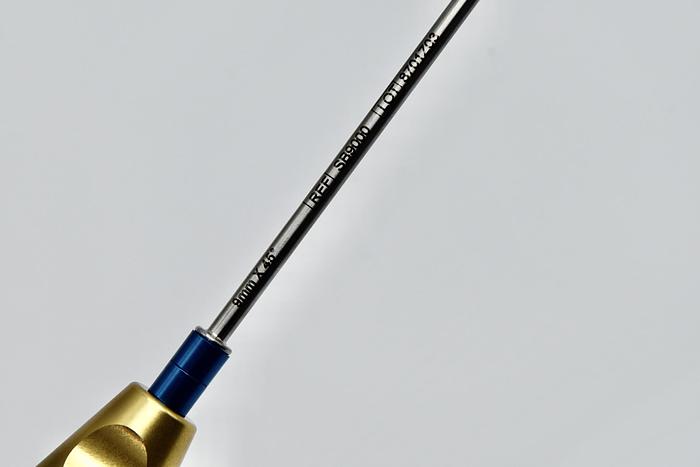 Used CONMED LINVATEC SB9000 BULLSEYE FEMORAL GUIDE 9MM X 45°