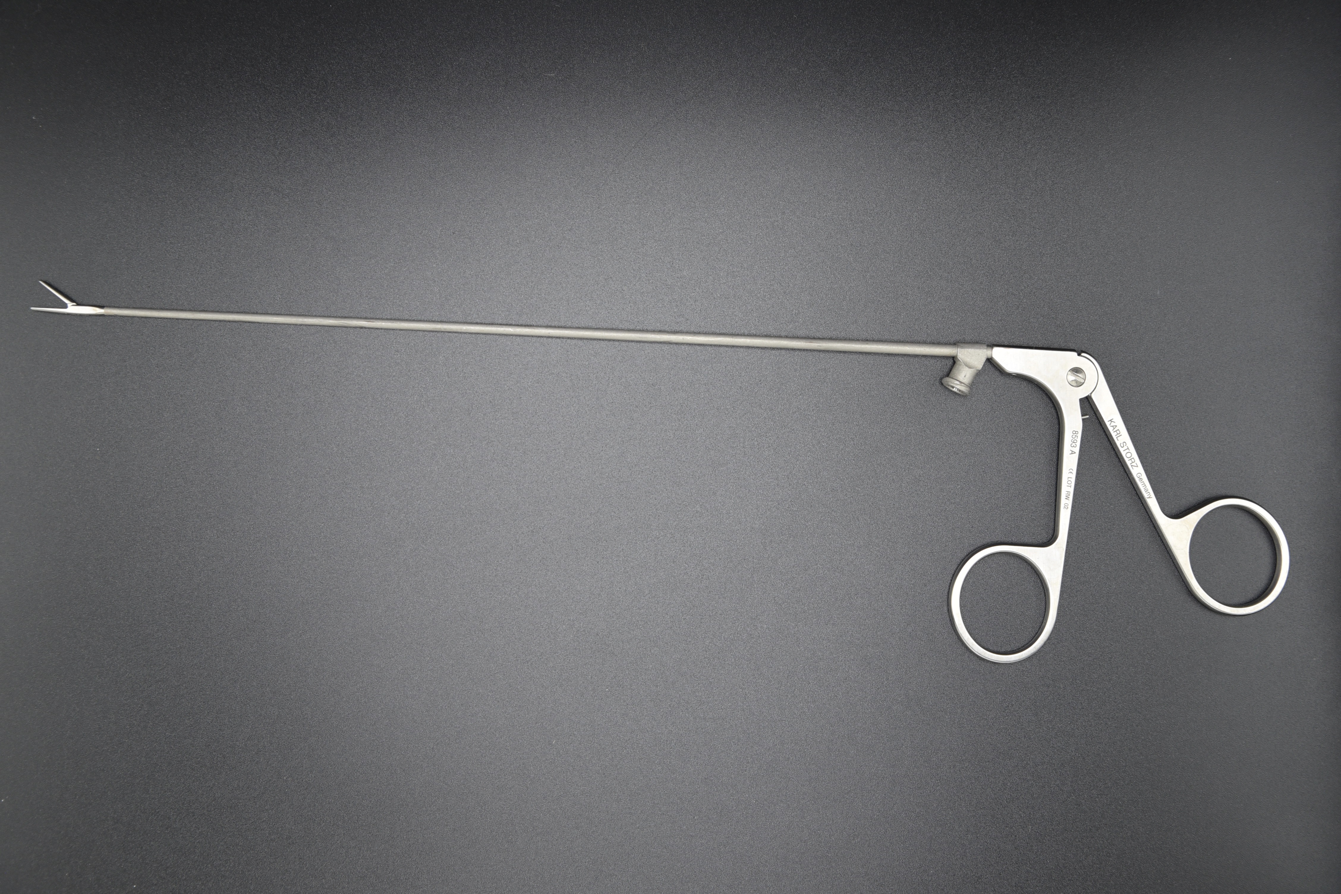 Used Karl Storz 8593A Surgical 23cm Straight Kleinsasser Grasping Forceps