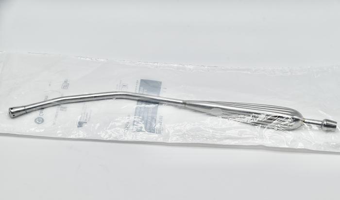 V. MUELLER AS165 YANKAEUR SUCTION TUBE HALF-CURVED LARGE, LIGHT, HOLLOW HANDLE OVERALL LENGTH 10-3/4" (27.3CM)