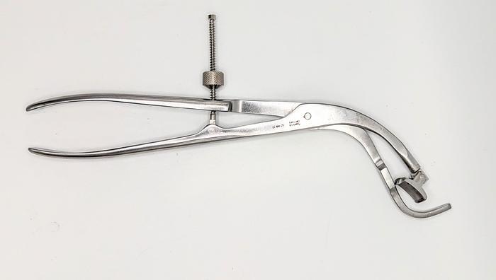Used Synthes Surgical Size 3 Swivel Plate Holding Forceps 398.814
