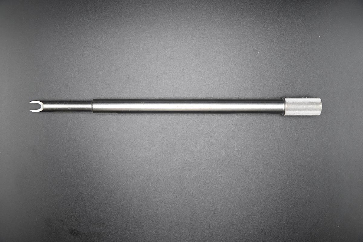 Used Synthes SWISS 388.366 Screwdriver with Knurled Handle For Click 'X Locking Cap