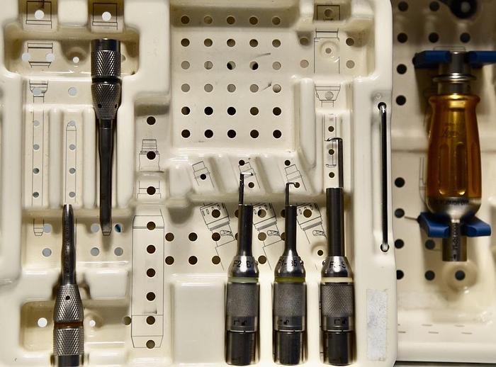 Used Medtronic Midas Rex PM700 MR7 Pneumatic High Speed Drill with PC700 Foot Control and Attachments