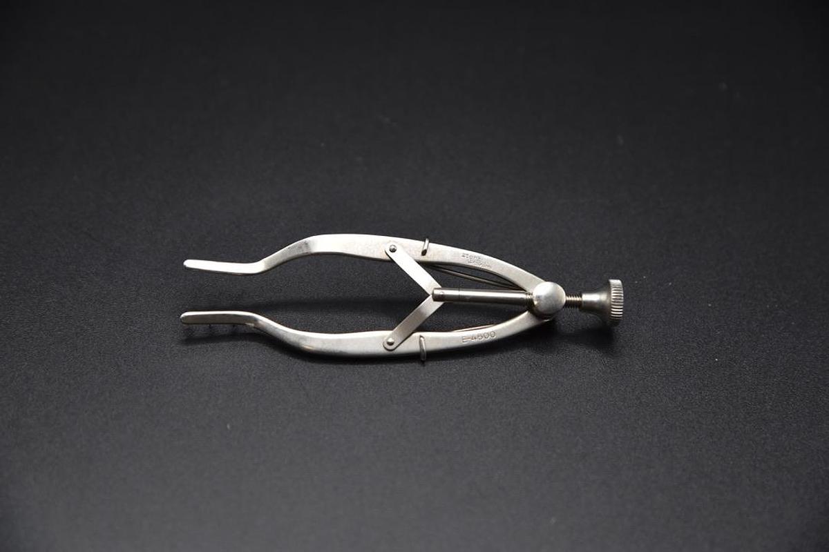 Used Storz E4500 Stevenson Lacrimal Sac Retractor