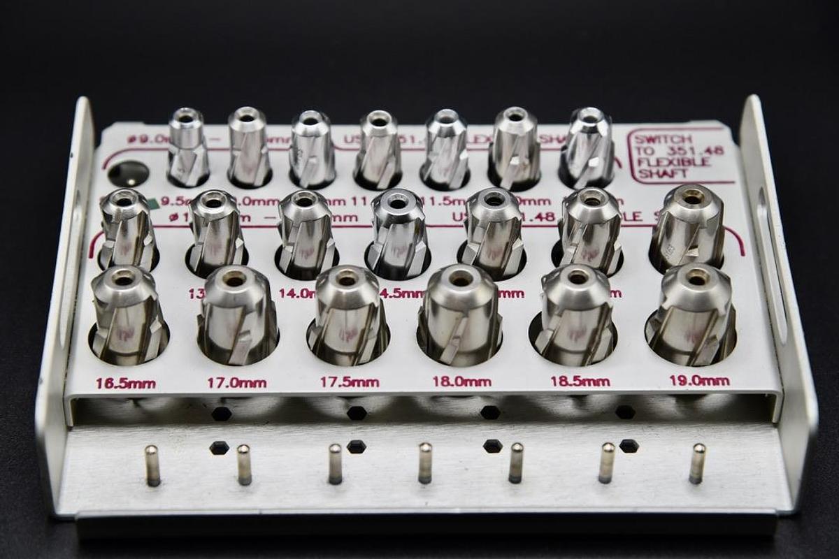 Used Synthes Surgical Medullary Reamer Head Set 351.48, 351.44