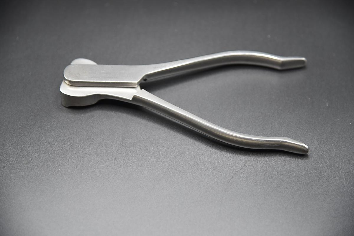 Used V. Mueller Surgical Martin Style Wire Cutter OS3062