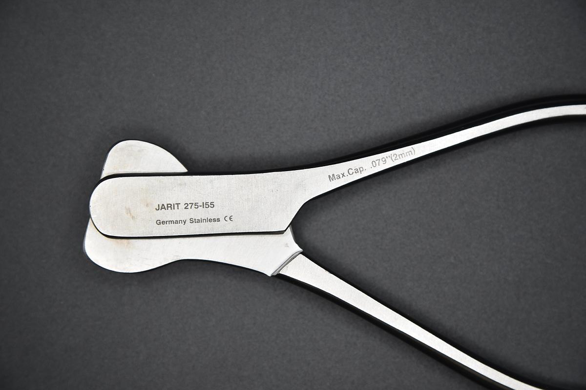 Used V. Mueller Surgical Martin Style Wire Cutter OS3062