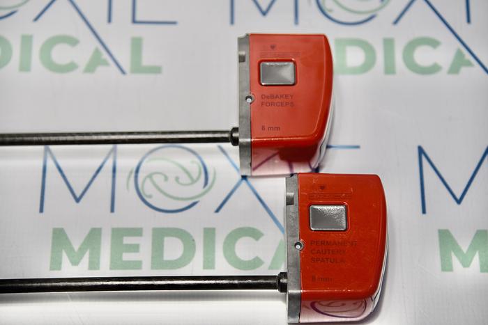 Used INTUITIVE SURGICAL DA VINCI XI 8MM MARYLAND INSTRUMENT SET 470006T, 470179T, 470401T, 407172T, 47018T, 470036T