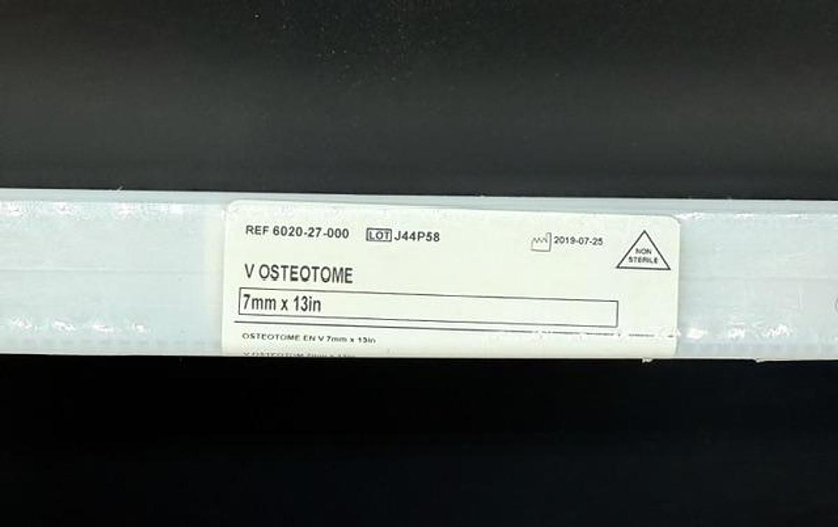 DEPUY (IRELAND) 6020-27-000 V Osteotome 7mm x 13in
